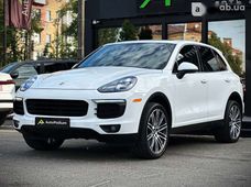 Продажа б/у Porsche Cayenne 2017 года - купить на Автобазаре