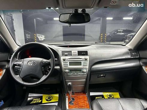 Toyota Camry 2008 - фото 16