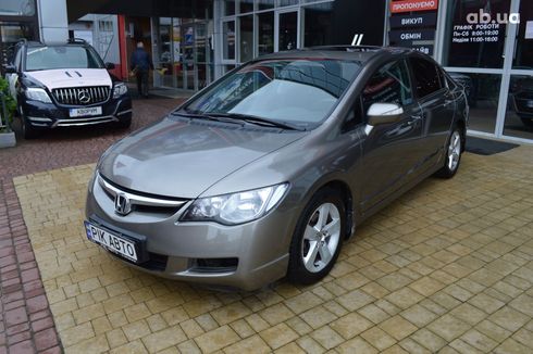 Honda Civic 2008 - фото 2