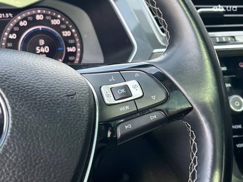 Volkswagen Tiguan 2018 синий - фото 45