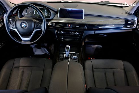 BMW X5 2016 белый - фото 7