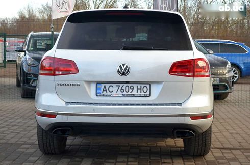 Volkswagen Touareg 2015 - фото 16