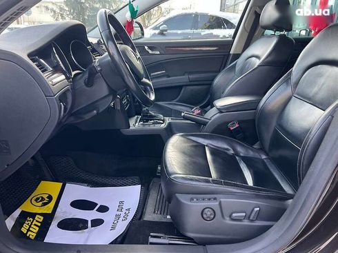 Skoda Superb 2014 - фото 9