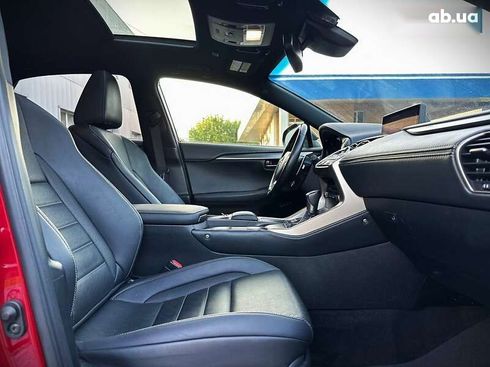 Lexus NX 2017 - фото 22