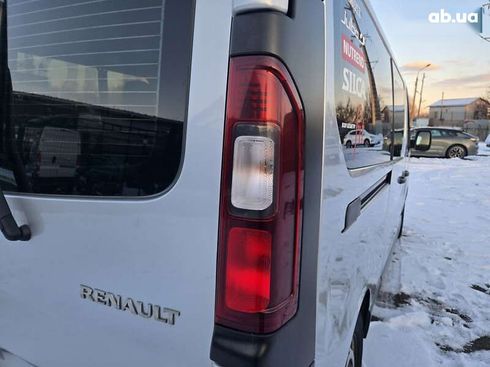 Renault Trafic 2015 - фото 20