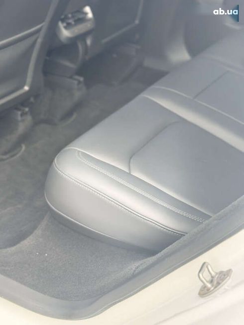 Tesla Model Y 2023 - фото 14