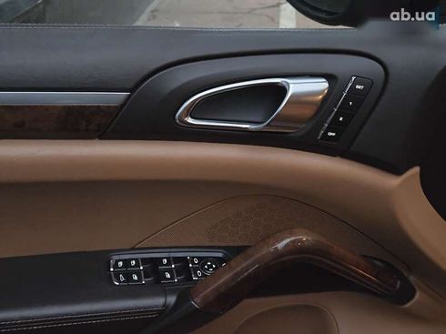 Porsche Cayenne 2011 - фото 17