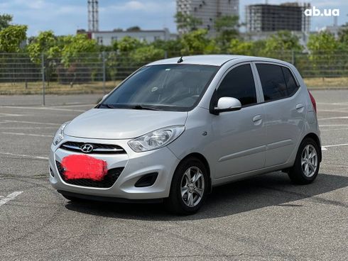 Hyundai i10 2013 серый - фото 6