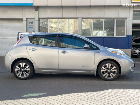 Nissan Leaf 2015 серый - фото 4