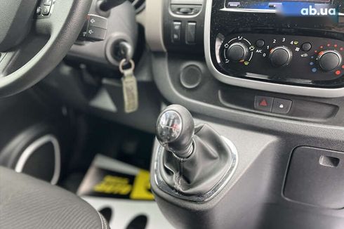 Renault Trafic 2017 - фото 24
