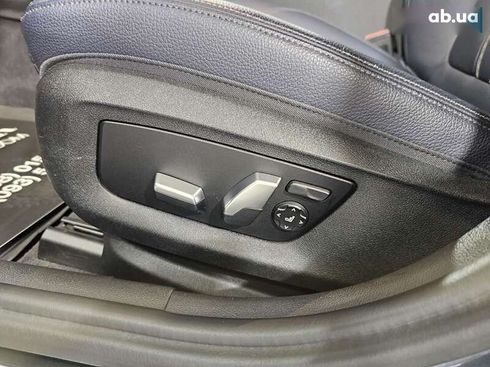 BMW 5 серия 2017 - фото 22