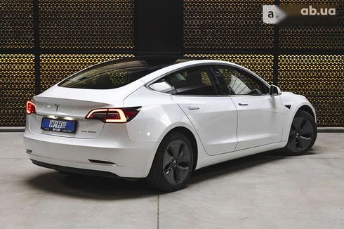 Tesla Model 3 2020 - фото 7