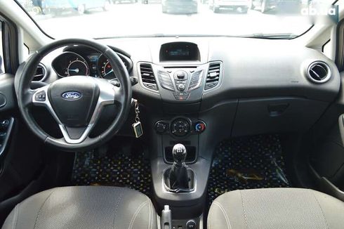 Ford Fiesta 2013 - фото 20