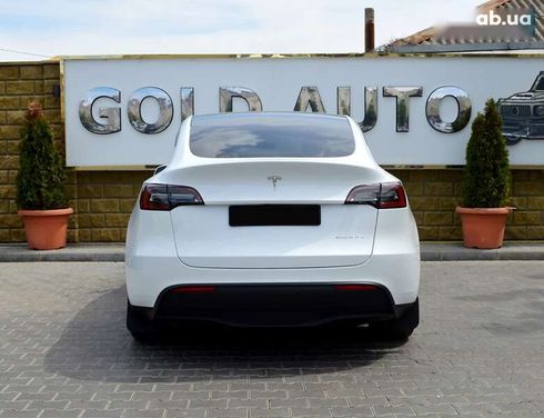 Tesla Model Y 2022 - фото 10