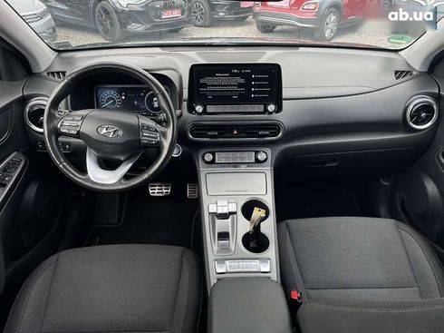 Hyundai Kona Electric 2021 - фото 23