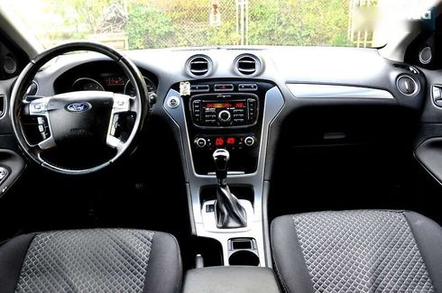 Ford Mondeo 2011 - фото 25