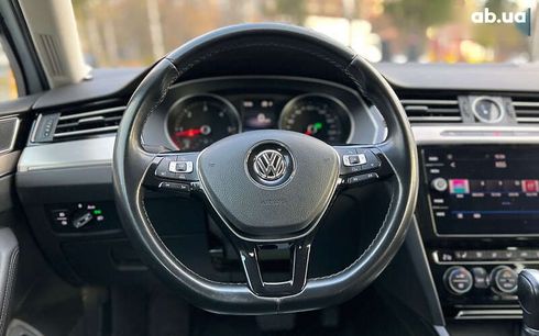 Volkswagen Passat 2018 - фото 11