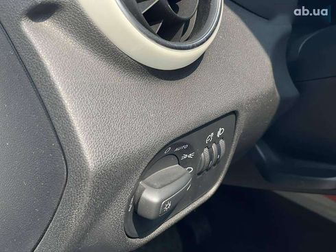 Audi A1 2012 - фото 14