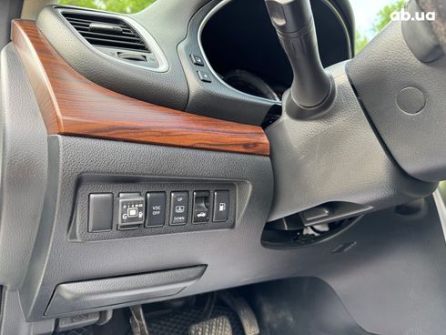 Nissan Teana 2012 белый - фото 21