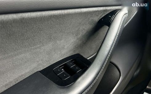 Tesla Model 3 2019 - фото 12