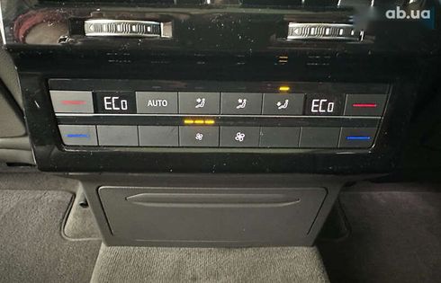 Volkswagen Touareg 2019 - фото 13