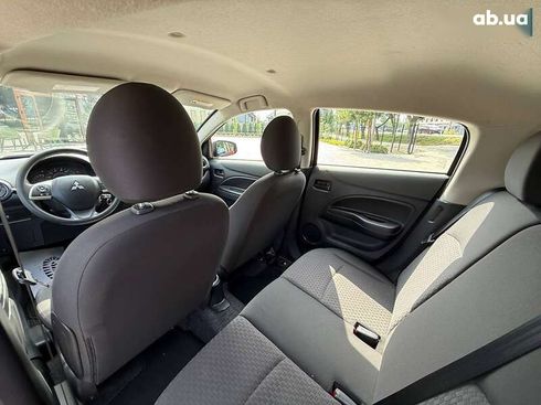Mitsubishi Mirage 2019 - фото 6