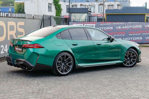 BMW M5 2024 - фото 6