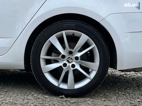 Skoda Octavia 2020 - фото 19