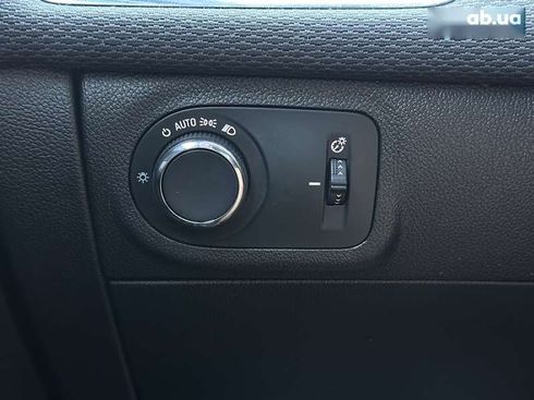 Chevrolet Cruze 2018 - фото 28
