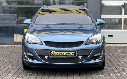 Opel Astra 2013 - фото 2