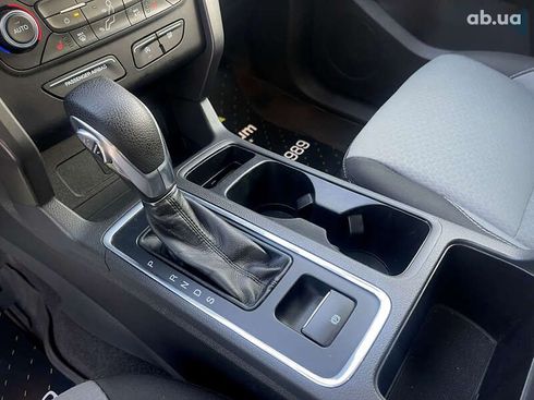 Ford Escape 2017 - фото 29