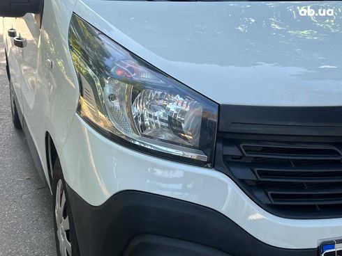 Renault Trafic 2018 белый - фото 8