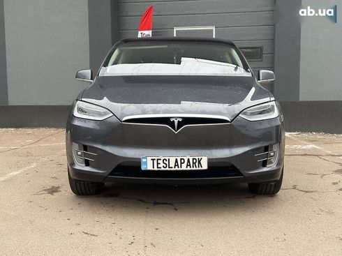 Tesla Model X 2018 - фото 2