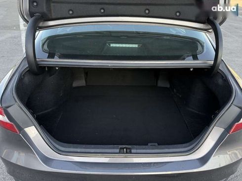 Toyota Camry 2019 - фото 29
