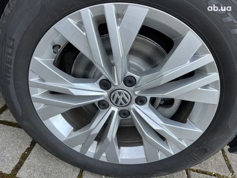 Volkswagen Passat 2023 - фото 20