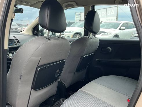 Nissan Note 2006 коричневый - фото 25