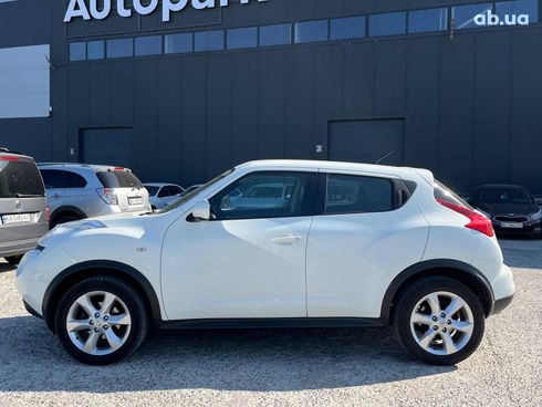 Nissan Juke 2011 белый - фото 12