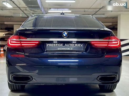 BMW 7 серия 2017 - фото 22