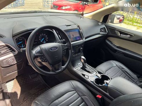 Ford Edge 2018 - фото 14