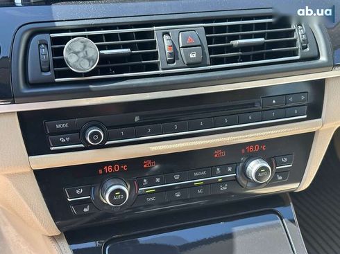 BMW 5 серия 2016 - фото 26