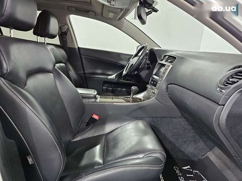 Lexus IS 2010 - фото 18