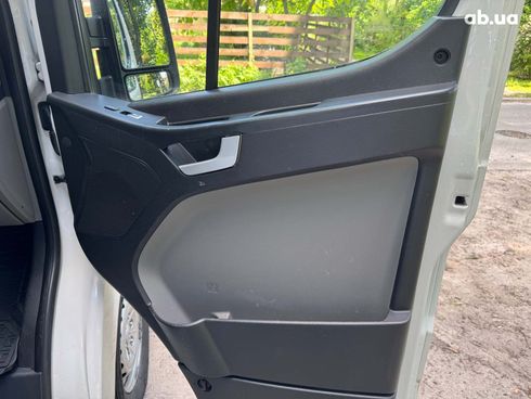 Hyundai H 300 2016 белый - фото 19