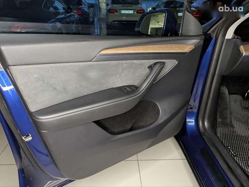 Tesla Model Y 2022 - фото 18