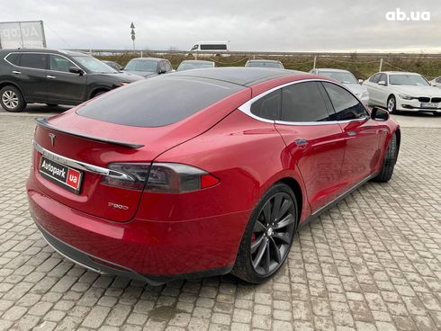 Tesla Model S 2016 красный - фото 13