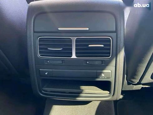 Volkswagen Touareg 2018 - фото 22