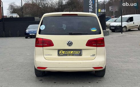 Volkswagen Touran 2015 - фото 5