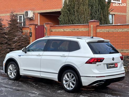 Volkswagen Tiguan 2018 белый - фото 17