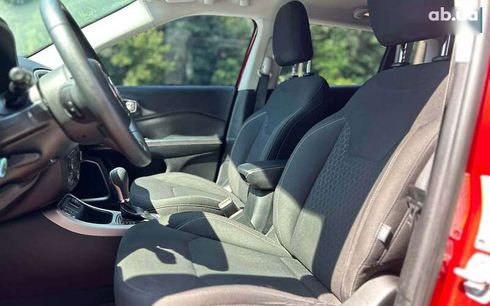 Jeep Compass 2017 - фото 9