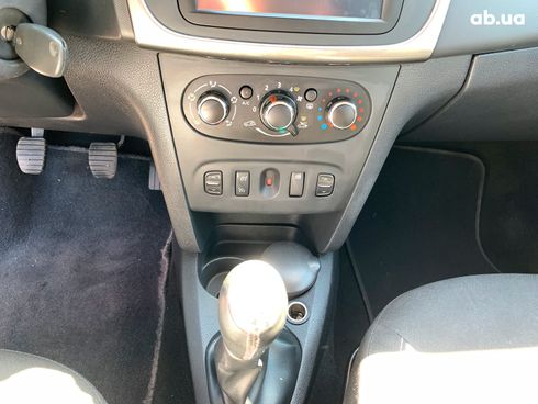 Dacia Sandero Stepway 2015 черный - фото 31