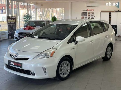 Toyota Prius 2012 - фото 6
